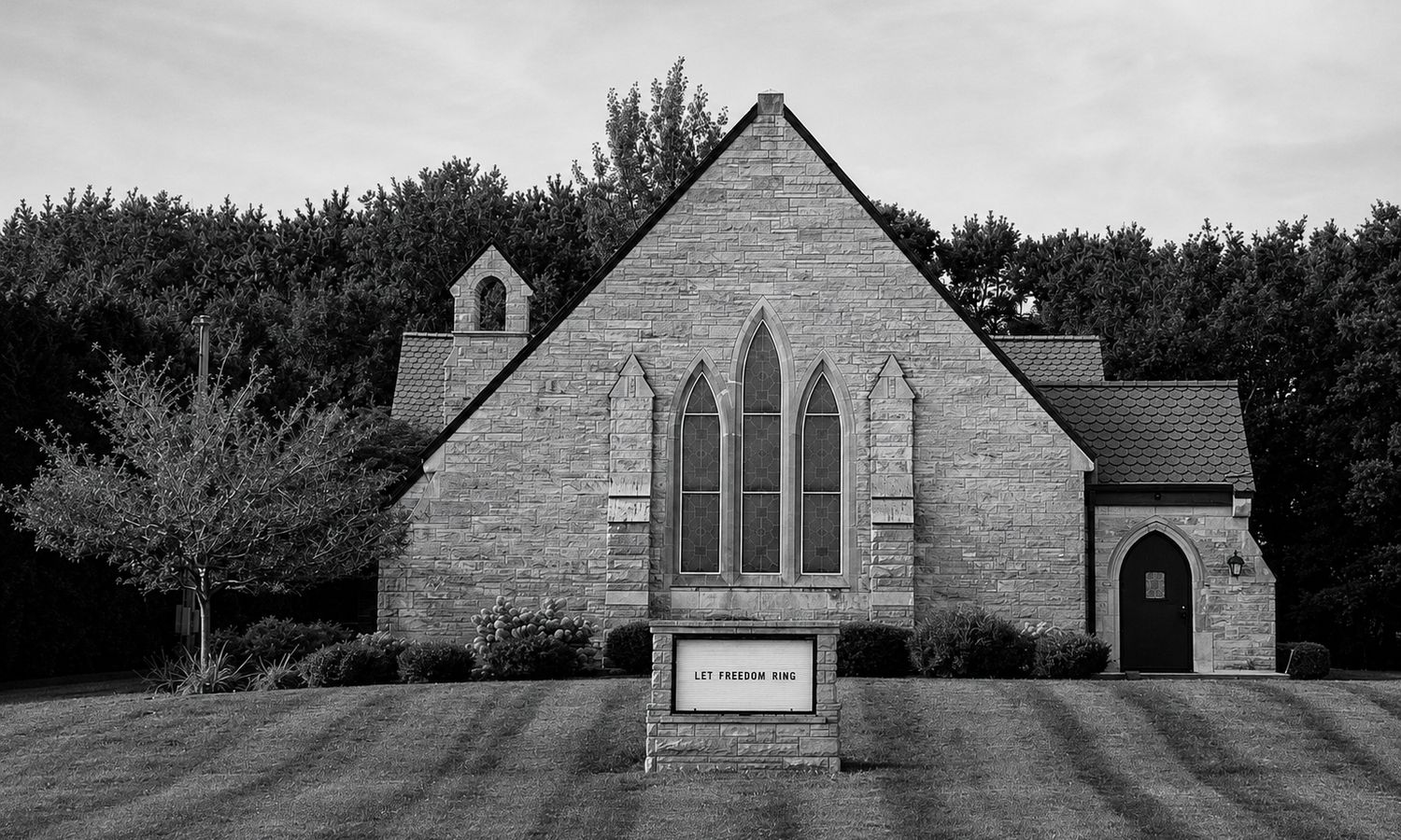 wild-rose-venue-black-white-1500x900 wild-rose-venue-black-white-1500x900